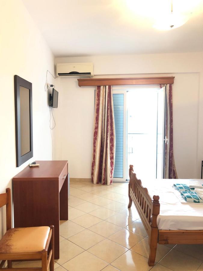 Center Hotel Pirro Himara Zewnętrze zdjęcie