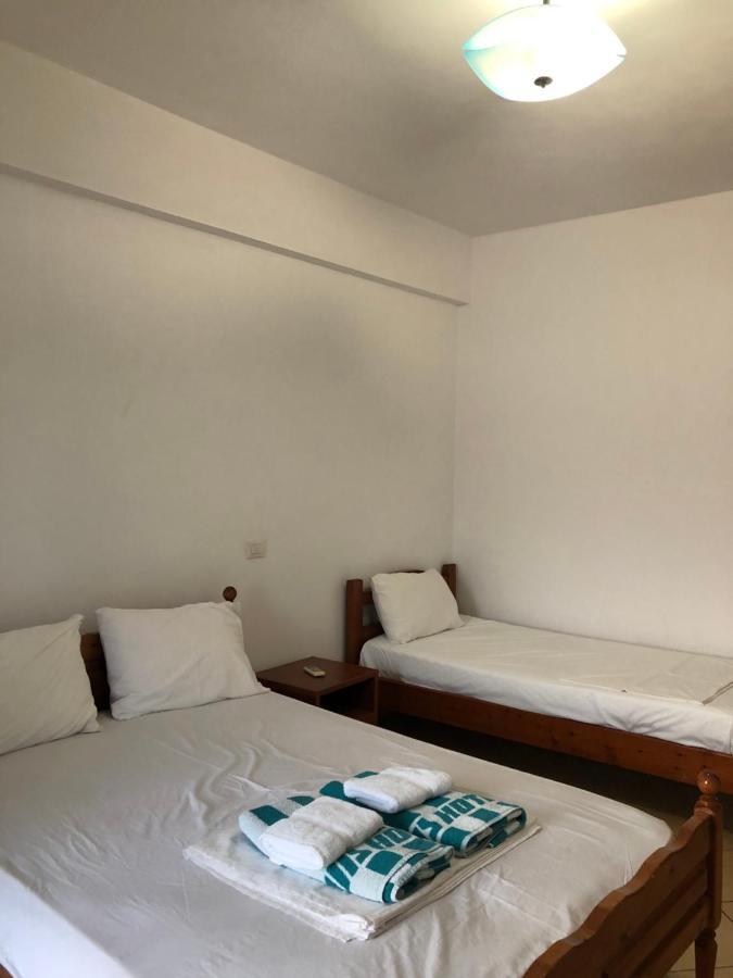 Center Hotel Pirro Himara Zewnętrze zdjęcie