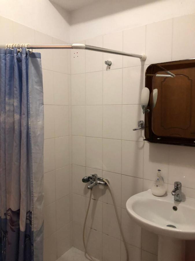 Center Hotel Pirro Himara Zewnętrze zdjęcie